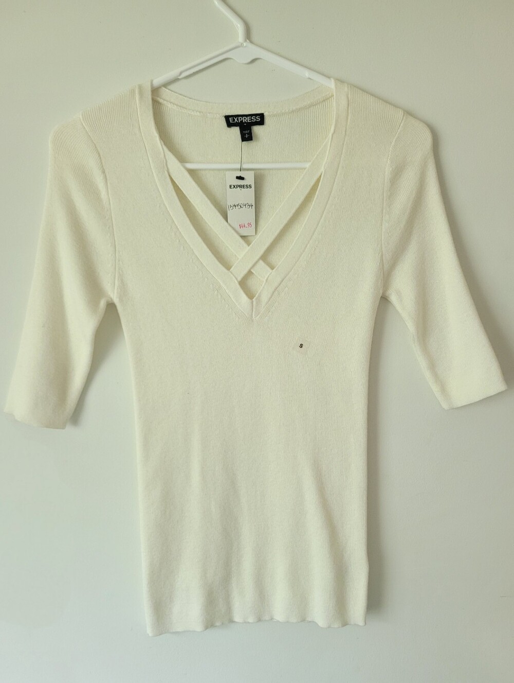 Express Ivory V-Neck Crisscross Short Sleeve Sweater Size S